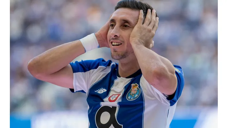 Héctor Herrera no quiere salir de Porto.