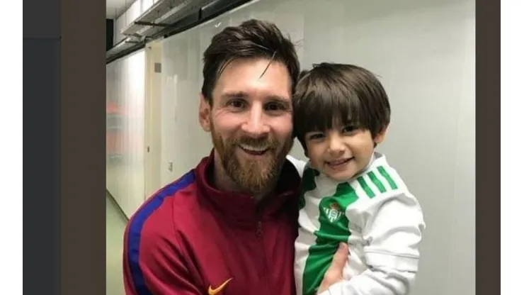 Foto del encuentro entre el hijo de Andrés Guardado y Lionel Messi.