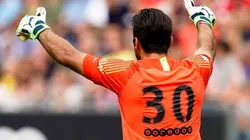 Foto de la tapada de Buffon ante Aubameyang.