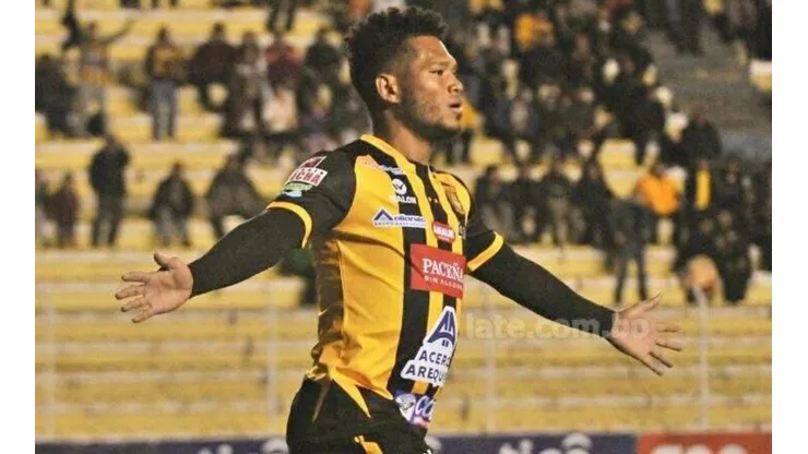 "El Toro" Blackburn acumula tres tantos en sus primeros dos partidos en Bolivia
