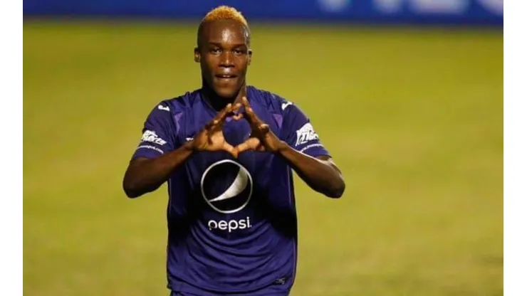 El goleador hondureño deberá definir rápido su nuevo club