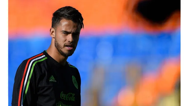 Otro club más: Fenerbahce se sumó a la lista para quedarse con Diego Reyes.