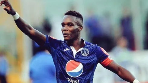 El goleador regresó a Honduras e hizo frente a las burlas de sus paisanos