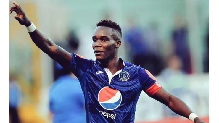 El goleador regresó a Honduras e hizo frente a las burlas de sus paisanos