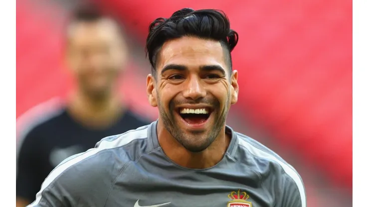 El Milan ofrece un trueque para quedarse con Falcao
