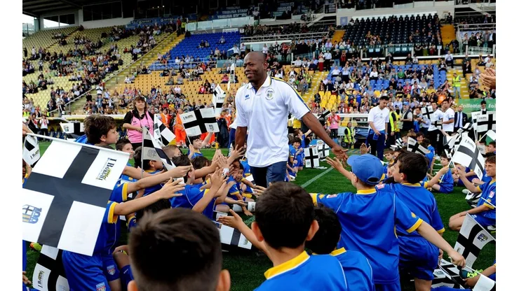 En Argentina compararon a Sebastián Villa con el mítico Tino Asprilla, quien desmintió parecido.