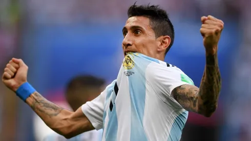 MUERDE EL ESCUDO. El desahogo de Di María después de su golazo contra Francia (Foto: Getty),