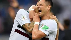 Chicharito presentó sus nuevas botas chingonas