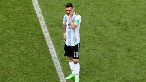 SIN RESPUESTAS. La frustración de Lionel Messi después de la derrota contra Francia (Foto: Getty).