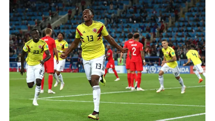 Yerry Mina se entrenó a la par del plantel de Deportivo Cali.