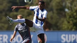 El destacado mexicano se mantendrá, al menos, un año más en Portugal