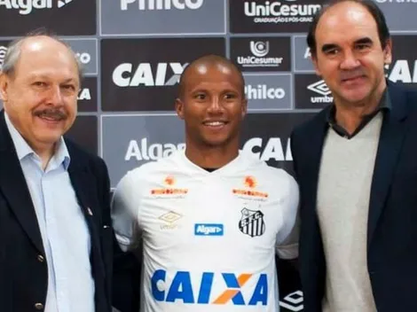 Carlos Sánchez le dejó un mensaje a su nuevo compañero Bryan Ruiz