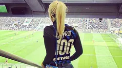 Foto de Wanda Nara alentando a Mauro Icardi.
