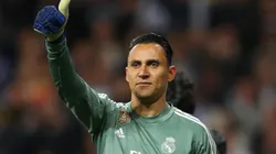 Keylor Navas mira a Roma justo cuando Real Madrid presentó nuevo portero