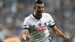 Pepe con la camiseta de Besiktas.