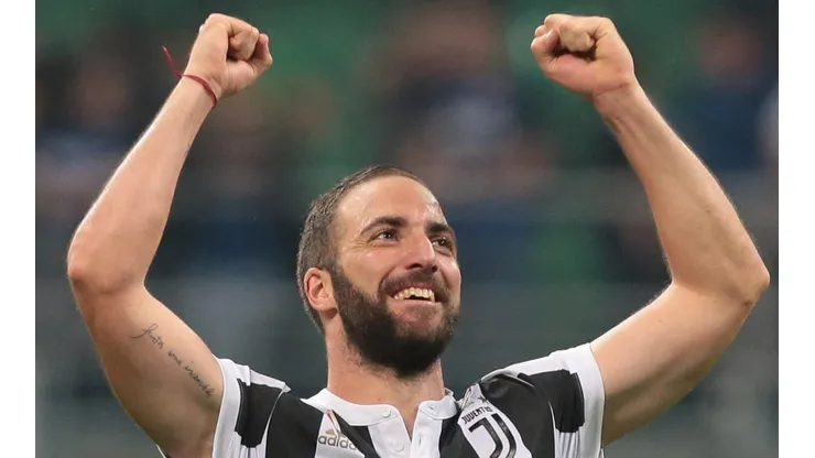 Milan habría realizado una oferta de 60 millones por Higuaín