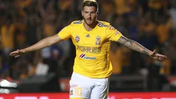 El francés se convierte en historia viva del fútbol mexicano