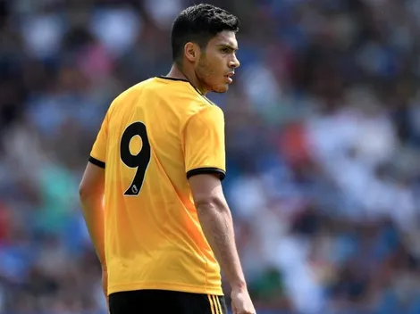 Raúl Jiménez debutó con Wolves ¡y falló un penal!