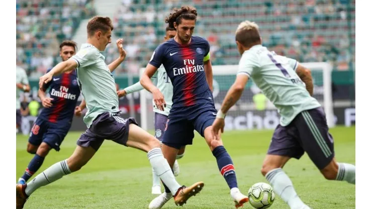 Tuchel sobre el interés del Barcelona por Rabiot: "Depende de él si sigue en PSG"