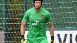 Peter Cech cambió totalmente su aspecto físico
