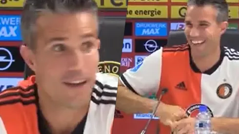 CÓMICO. Van Persie se divirtió en la conferencia.