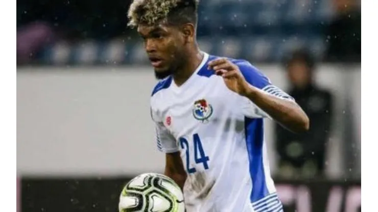 La asistencia para el tanto de Baloy ante Inglaterra llamó la atención de los rusos