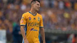 El mediocampista reconoció que estuvo a un paso de colgar los tachones