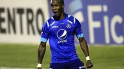 El delantero acabó con las especulaciones que lo colocaban en clubes rivales a Motagua