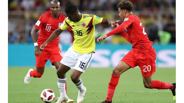 ESCAPA DE ALLI. Jefferson Lerma en el encuentro contra Inglaterra por octavos de final (Foto: Getty).
