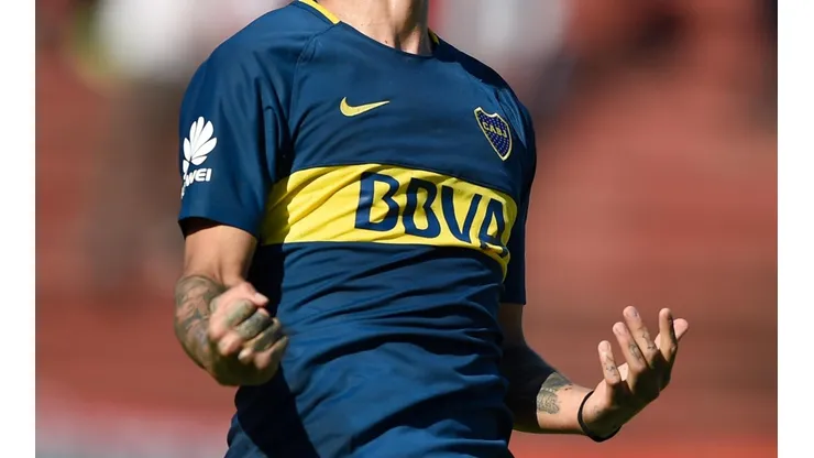 A CAMBIAR DE CAMISETA. Así lució el último uniforme titular de Boca (Foto: Getty).