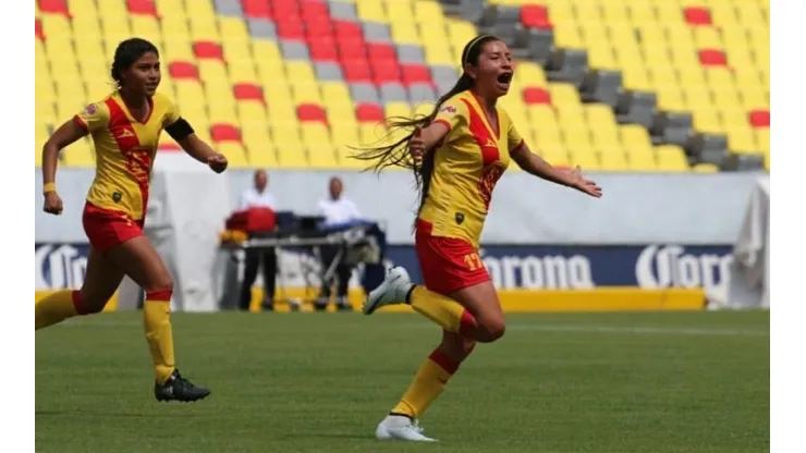 Las "Monarcas" superaron al elenco tapatío en su estreno en el Apertura