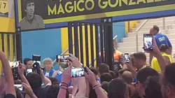 El ex astro salvadoreño fue reconocido con su nombre en uno de los accesos del estadio Carranza