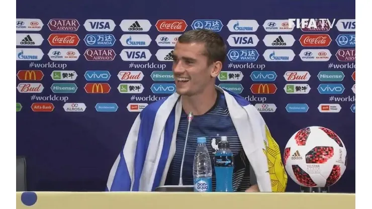 Antoine Griezmann con los colores de Uruguay.