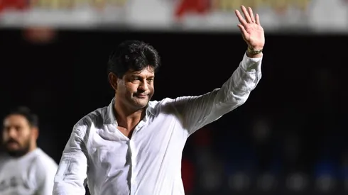 José Saturnino Cardozo recibió el Balón de Oro por su trayectoria en la Liga MX.