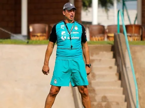 Título y premio: Robert Siboldi gana "Balón de Oro" al mejor entrenador