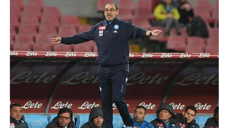 Maurizio Sarri dio forma a un Napoli que jugó como pocos en Europa.