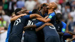 MEMORABLE. Los galos sumaron este trofeo al conseguido como locales en 1998. (Foto: Getty).