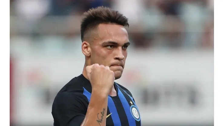 ¿EL PRIMERO DE MUCHOS? Lautaro Martínez celebró su primer gol con los colores del Inter.