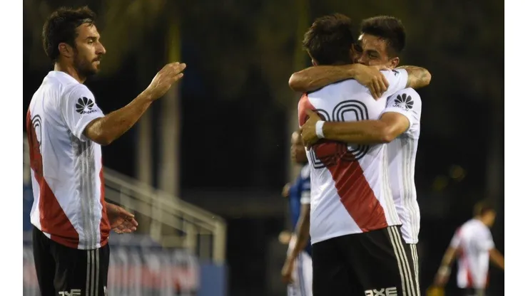 River celebra uno de los tantos ante Millonarios.