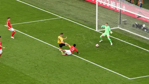 COMO UN NUEVE. Meunier define en el área chica para el 1-0 de Bélgica contra Inglaterra (Foto: Getty).