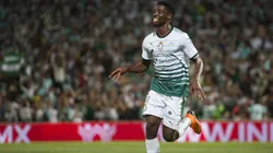 Djaniny Tavares llegará a reforzar al Al-Ahli Saudi Football Club.