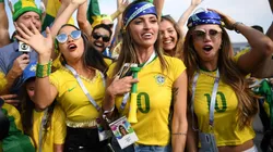 Foto de algunas fanáticas de Brasil.