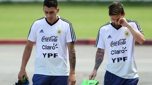 Cristian Pavón y Lionel Messi con la Selección Argentina