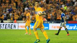 Zelarayán podría regresar a Argentina para reforzar a Racing.