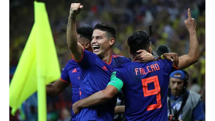 JUNTOS. James Rodríguez y Radamel Falcao celebran un gol de Colombia en el Mundial de Rusia 2018 (Foto: Getty).