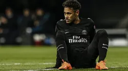¿SE QUEDA O SE VA? Neymar todavía no ha confirmado su futuro en el Paris Saint-Germain.