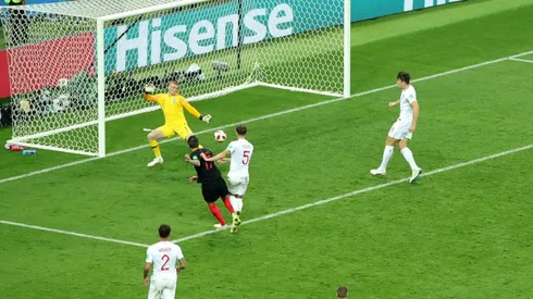 CRUZADO. Mandzukic logra el 2-1 contra Inglaterra y pone a Croacia en la final del Mundial (Foto: Getty).