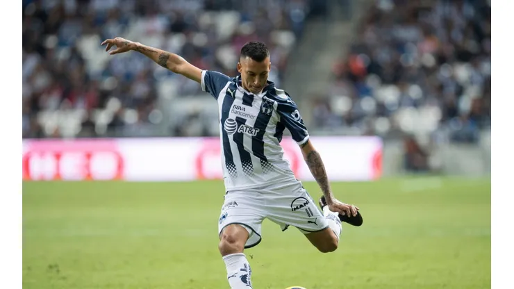 Vangioni mentalizado en el partido del domingo por la Super Copa MX.
