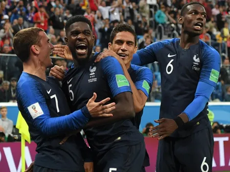 Umtiti estaba en una entrevista ¡hasta que apareció Griezmann!