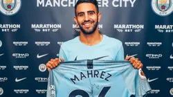 NUEVOS COLORES. Riyad Mahrez con el uniforme del Manchester City.